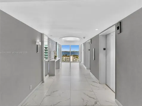 20 Island Avenue Miami Beach FL 33139