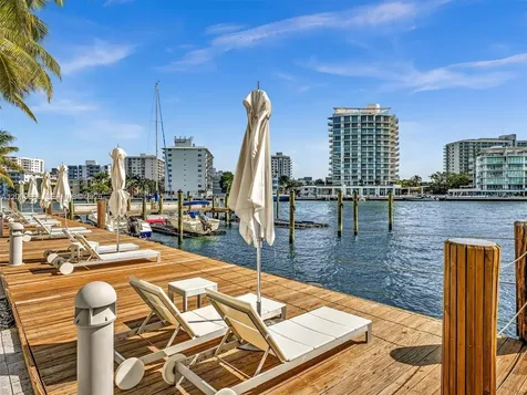 20 Island Avenue Miami Beach FL 33139