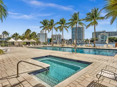 20 Island Avenue Miami Beach FL 33139