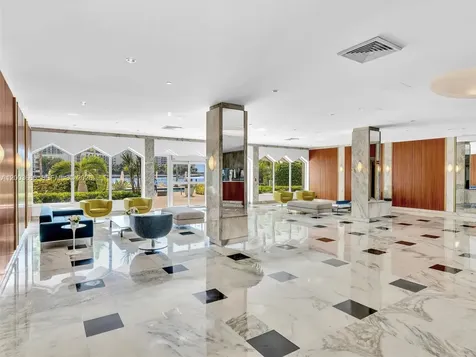 20 Island Avenue Miami Beach FL 33139