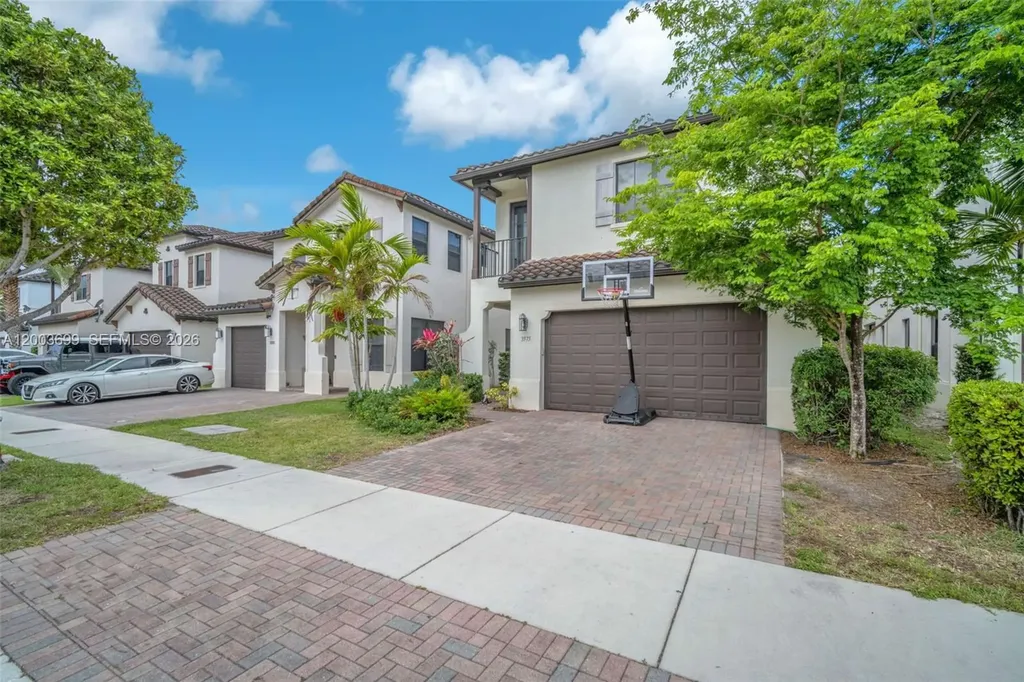 3575 W 97th Street Hialeah FL 33018