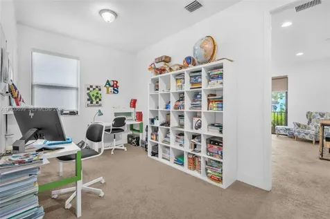 3575 W 97th Street Hialeah FL 33018