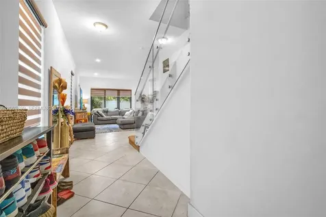 3575 W 97th Street Hialeah FL 33018