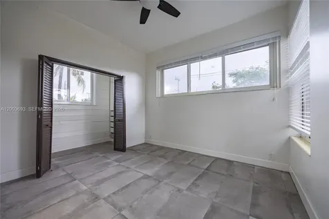 2204 Mckinley Street Hollywood FL 33020