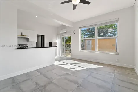 2204 Mckinley Street Hollywood FL 33020