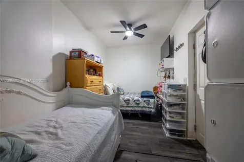2204 Mckinley Street Hollywood FL 33020