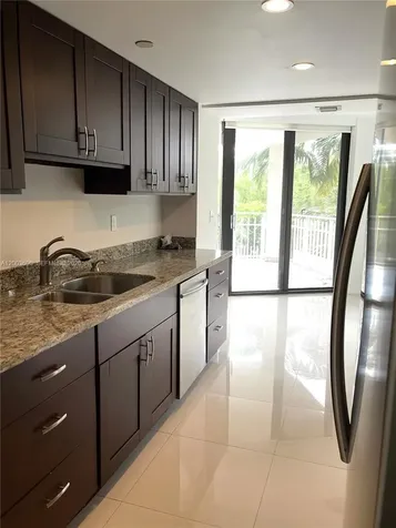 2000 Towerside Terrace Miami FL 33138