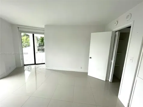 2000 Towerside Terrace Miami FL 33138