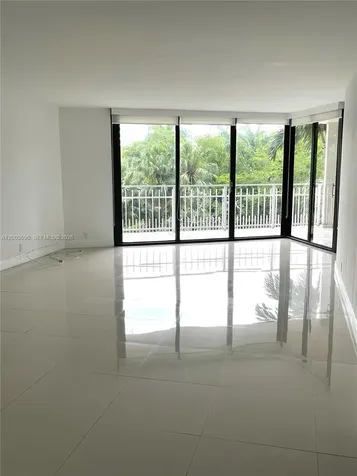 2000 Towerside Terrace Miami FL 33138