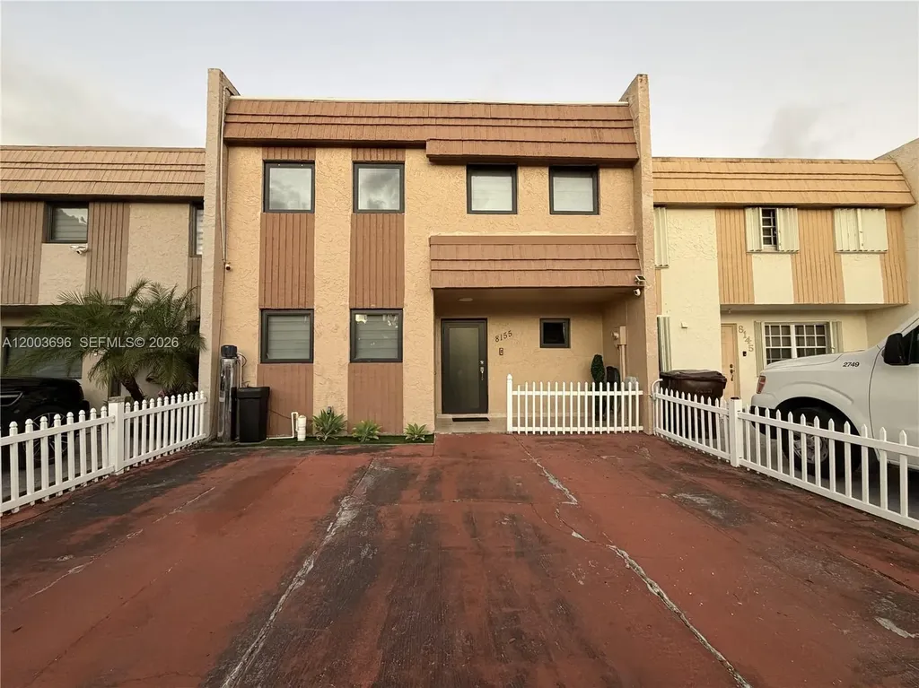 8155 W 9th Court Hialeah FL 33014