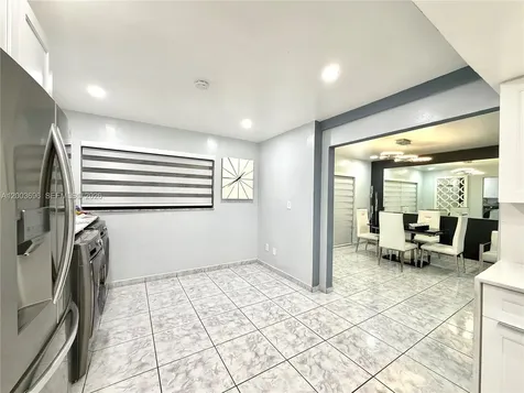 8155 W 9th Court Hialeah FL 33014
