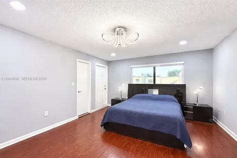 8155 W 9th Court Hialeah FL 33014