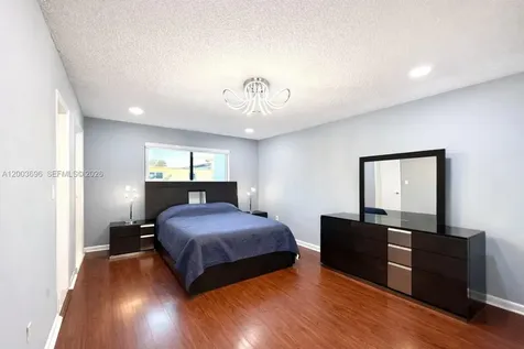 8155 W 9th Court Hialeah FL 33014