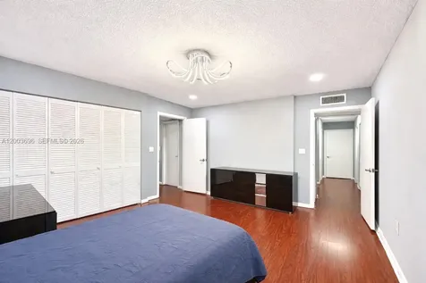 8155 W 9th Court Hialeah FL 33014