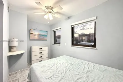 8155 W 9th Court Hialeah FL 33014
