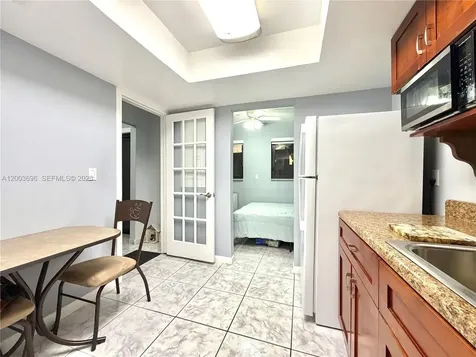 8155 W 9th Court Hialeah FL 33014