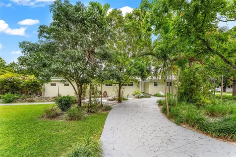 501 Lawn Way Miami Springs FL 33166