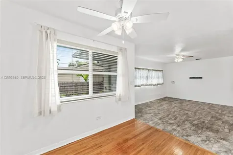501 Lawn Way Miami Springs FL 33166
