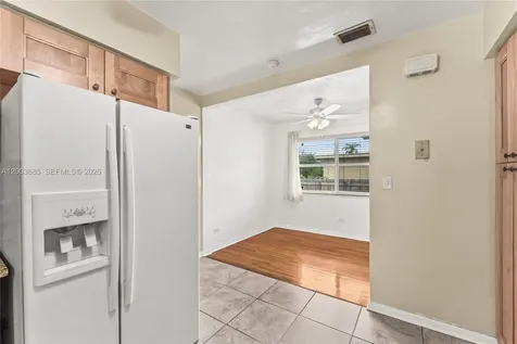 501 Lawn Way Miami Springs FL 33166