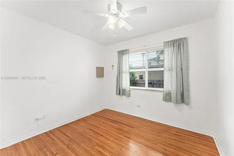 501 Lawn Way Miami Springs FL 33166
