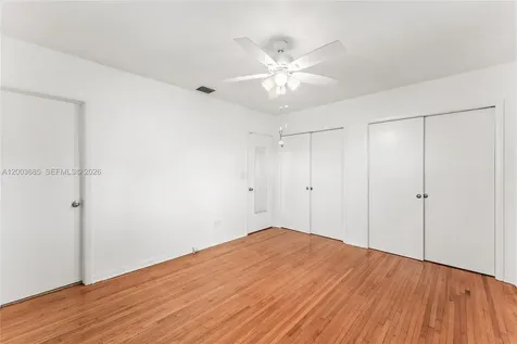 501 Lawn Way Miami Springs FL 33166