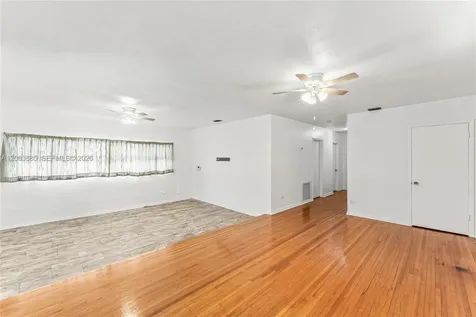 501 Lawn Way Miami Springs FL 33166