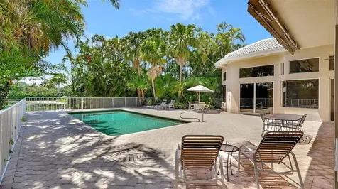 681 NW 100th Terrace Plantation FL 33324