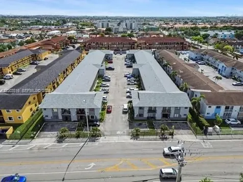 6121 W 24th Avenue Hialeah FL 33016