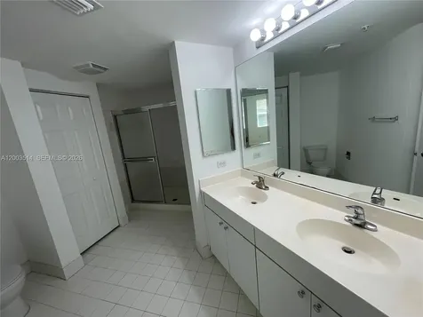 17100 N Bay Road Sunny Isles Beach FL 33160