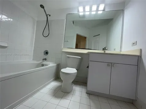 17100 N Bay Road Sunny Isles Beach FL 33160