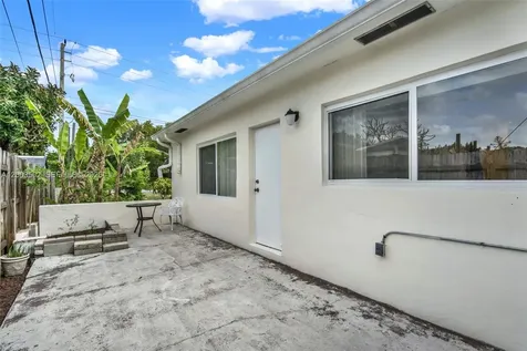 5701 SW 50th Terrace Miami FL 33155