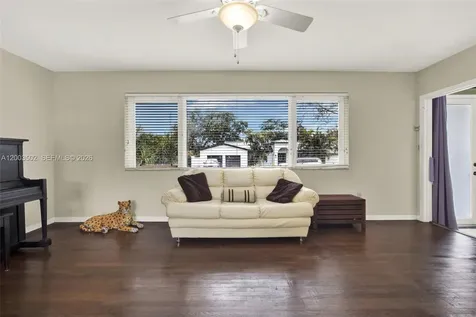 5701 SW 50th Terrace Miami FL 33155