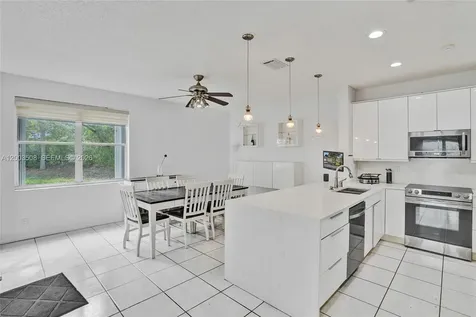 636 Sand Creek Circle Weston FL 33327