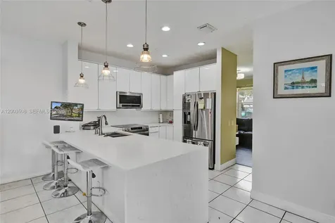636 Sand Creek Circle Weston FL 33327
