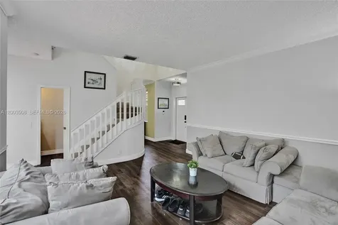636 Sand Creek Circle Weston FL 33327