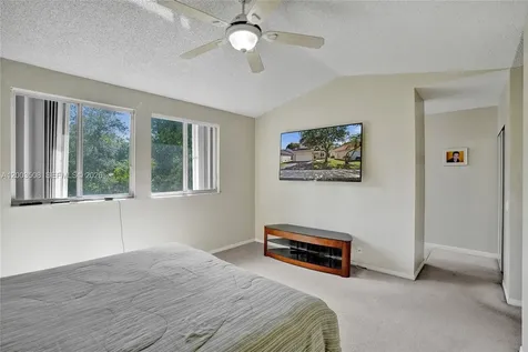 636 Sand Creek Circle Weston FL 33327