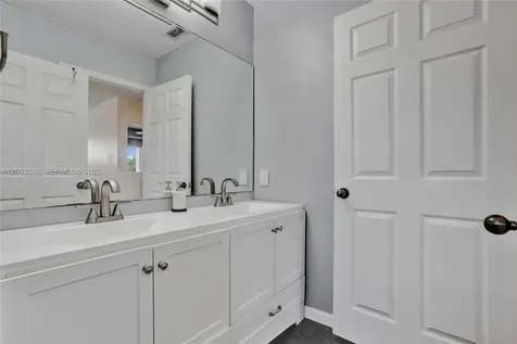 636 Sand Creek Circle Weston FL 33327
