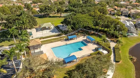 636 Sand Creek Circle Weston FL 33327