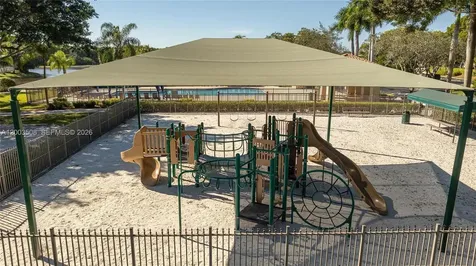 636 Sand Creek Circle Weston FL 33327