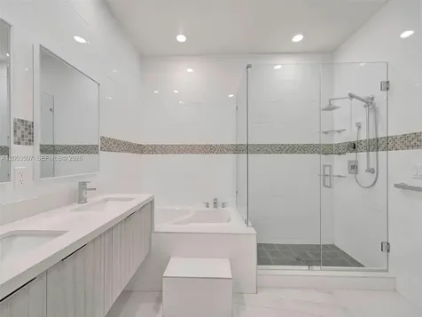 10500 NW 78th Terrace Doral FL 33178