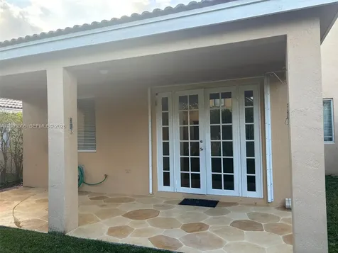 1146 Areca Way Weston FL 33327