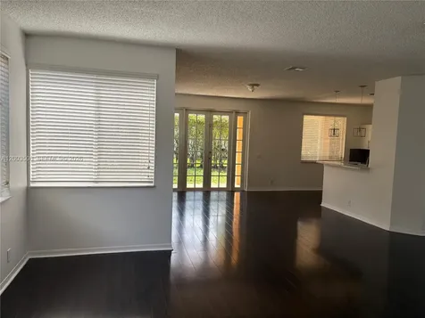 1146 Areca Way Weston FL 33327