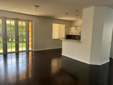 1146 Areca Way Weston FL 33327