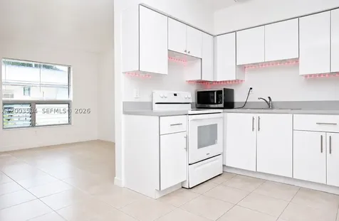 2206 Fillmore Street #1-10 Hollywood FL 33020