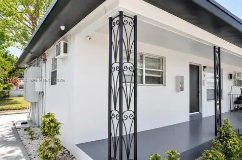 2206 Fillmore Street #1-10 Hollywood FL 33020