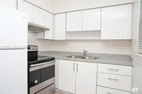 2206 Fillmore Street #1-10 Hollywood FL 33020