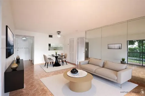 995 SW 84th Avenue Miami FL 33144