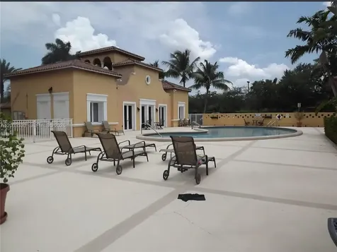 6709 N Kendall Drive Pinecrest FL 33156