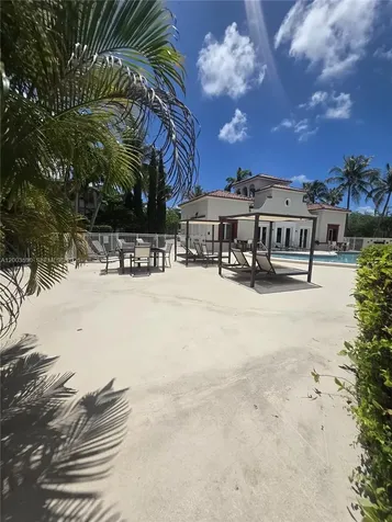 6709 N Kendall Drive Pinecrest FL 33156