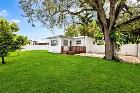 327 SE 2nd Avenue Dania Beach FL 33004